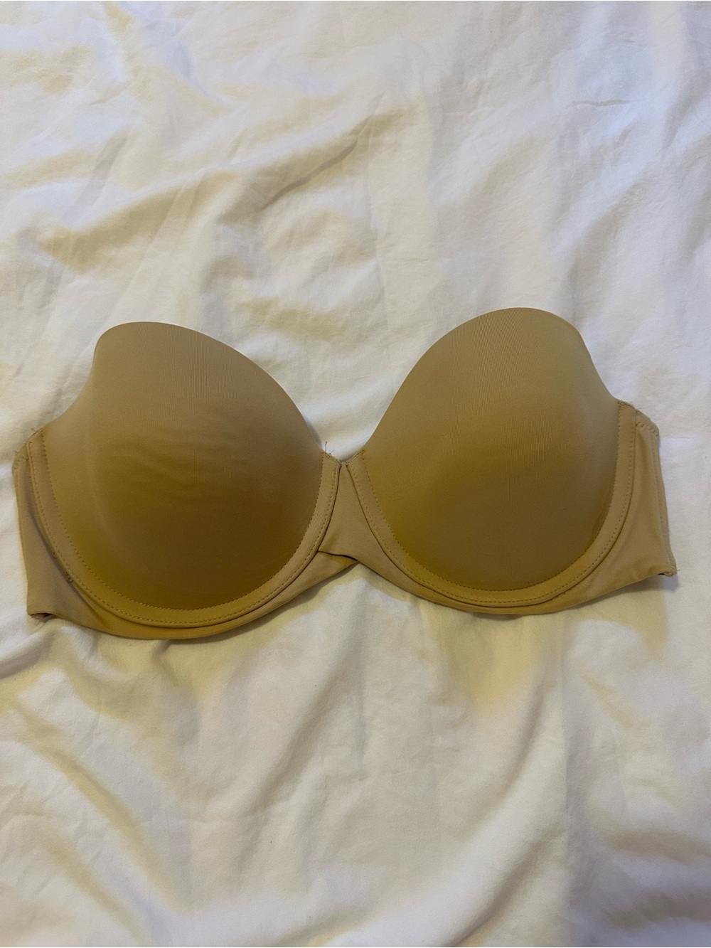 Maidenform Seamless Strapless Bra in Tan